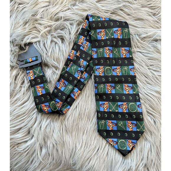 VTG Disney Winnie the Pooh & Friends Golfing Theme Neck Tie - Picture 1 of 3